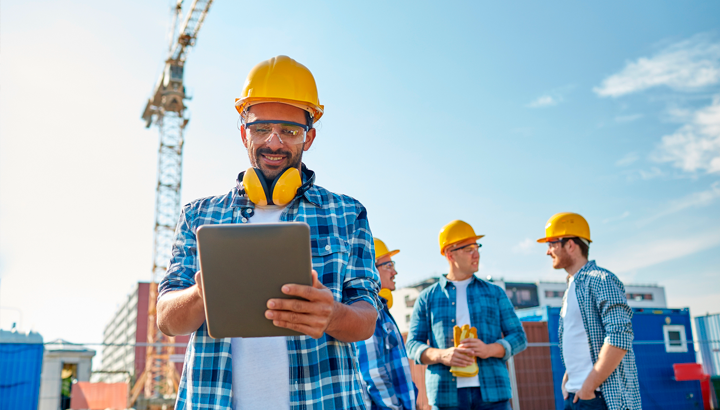 Como engajar os trabalhadores sem mesa